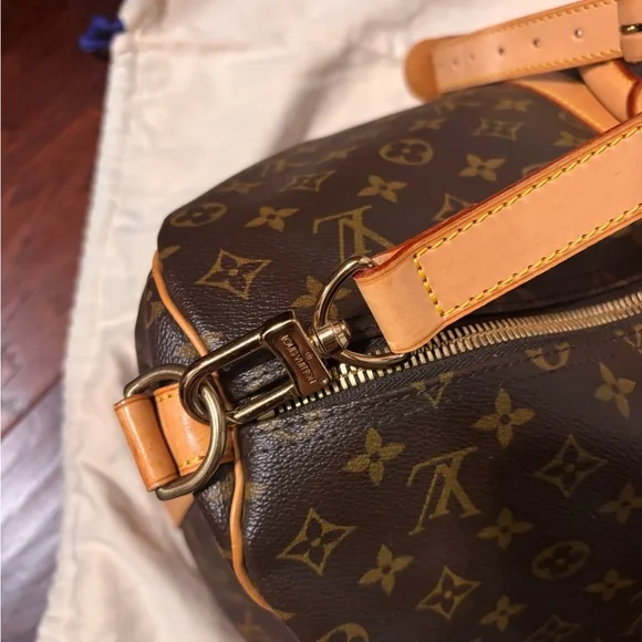 Louis Vuitton Monogram Keepall Bandouliere 50 Crossbody - Picture 6 of 15